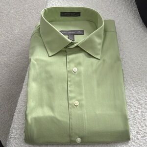 Elegant Olive Dress Shirt for Men